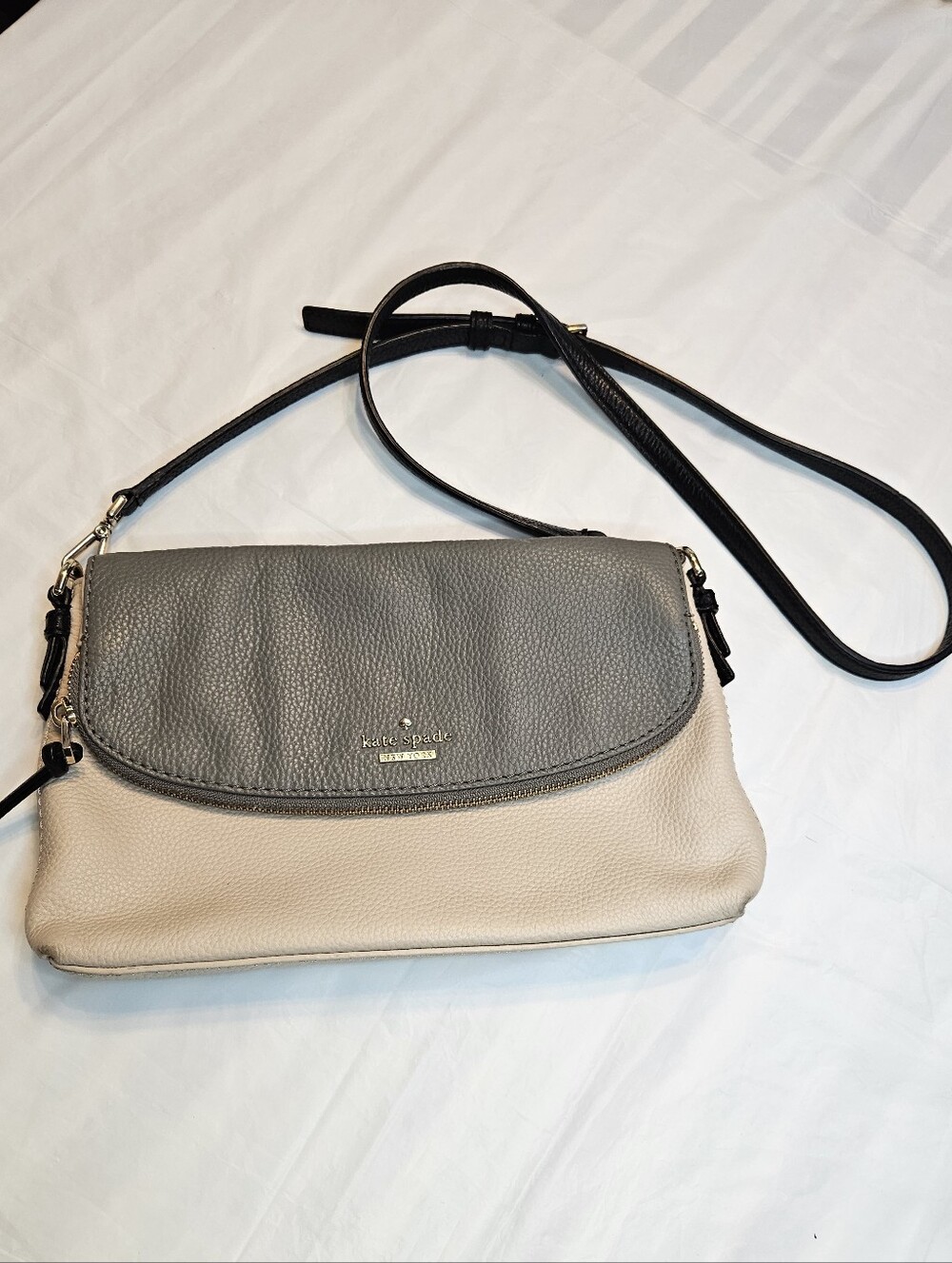 Kat Spade Jackson Street Harlyn Crossbody Bag Cream And Gray
